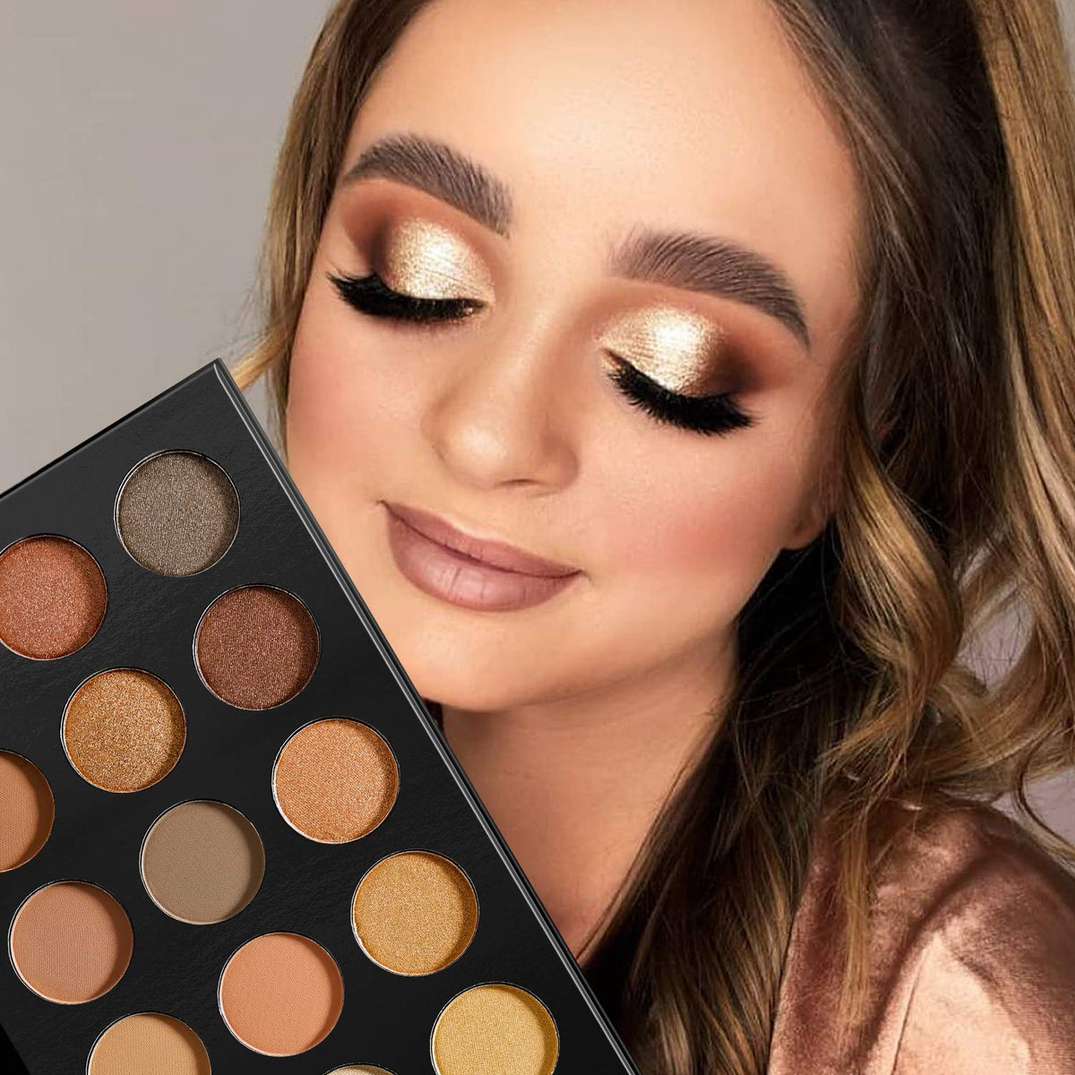 Nude Gold 15 Shades Matte Shimmer Eyeshadow Palette R405078