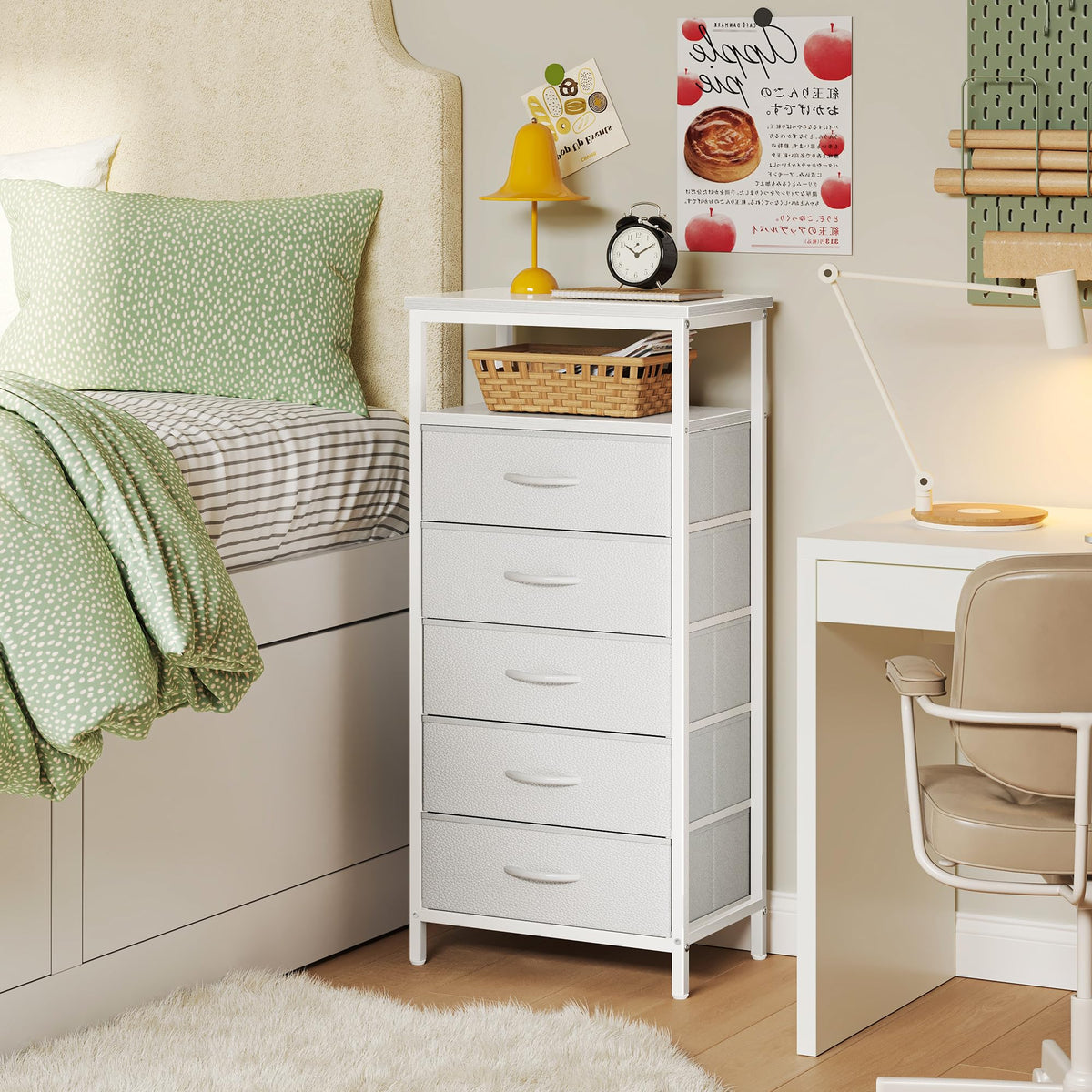 White 5 Drawer Dresser with Charging Station M791754