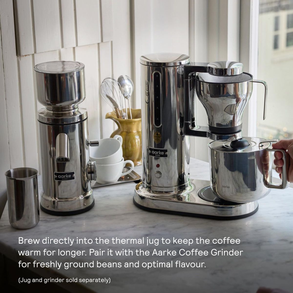 Drip Coffee Maker with 42oz Glass Carafe X606742